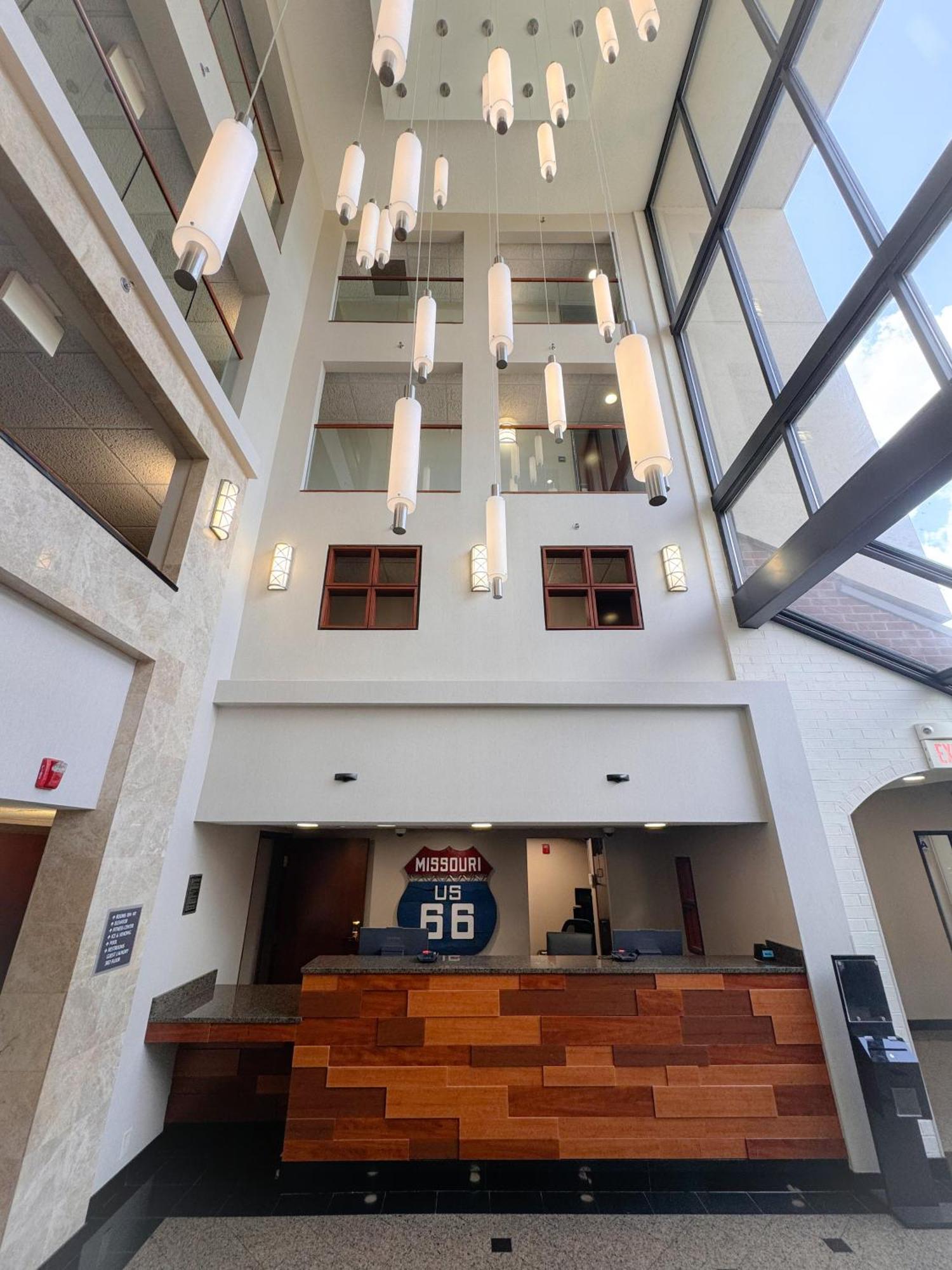 Heritage Inn & Suites St Louis Fenton, Trademark By Wyndham エクステリア 写真