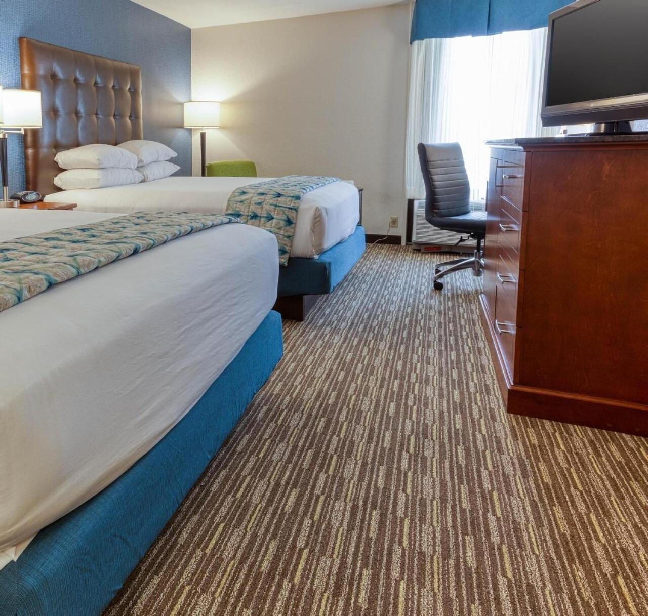Heritage Inn & Suites St Louis Fenton, Trademark By Wyndham エクステリア 写真