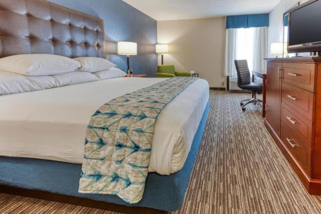 Heritage Inn & Suites St Louis Fenton, Trademark By Wyndham エクステリア 写真
