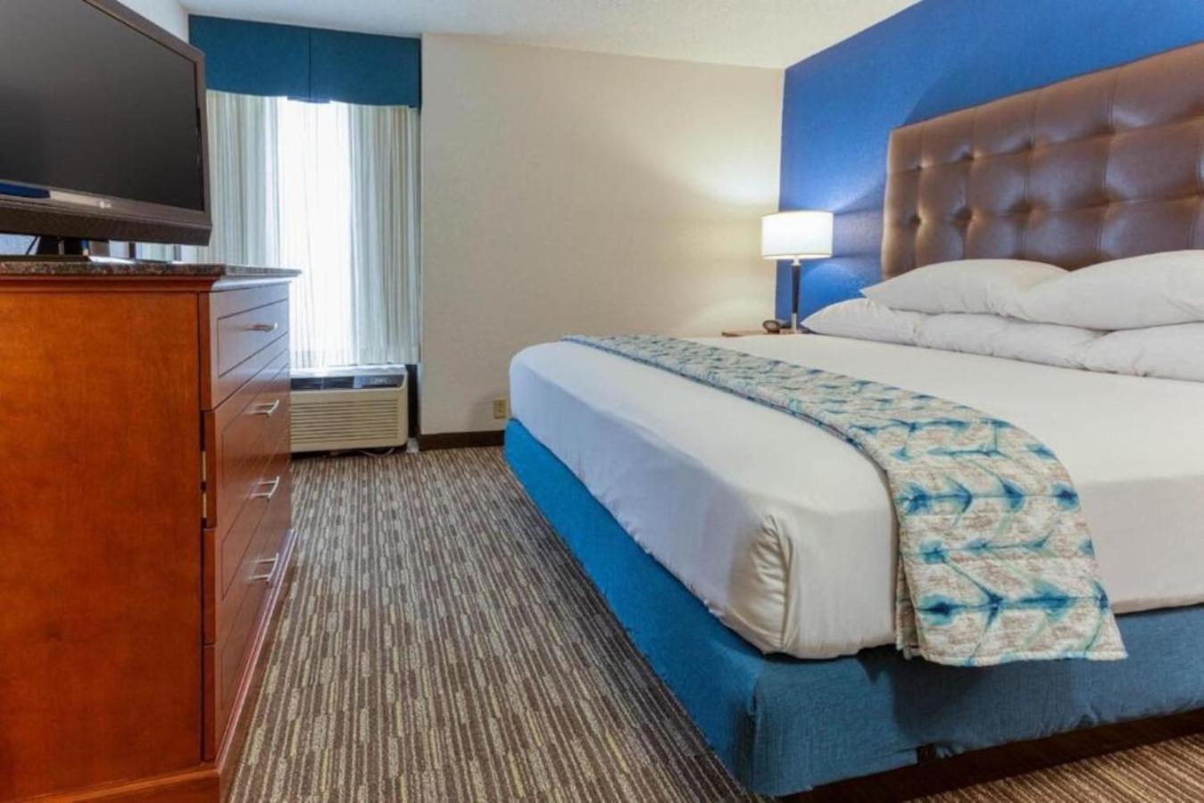 Heritage Inn & Suites St Louis Fenton, Trademark By Wyndham エクステリア 写真