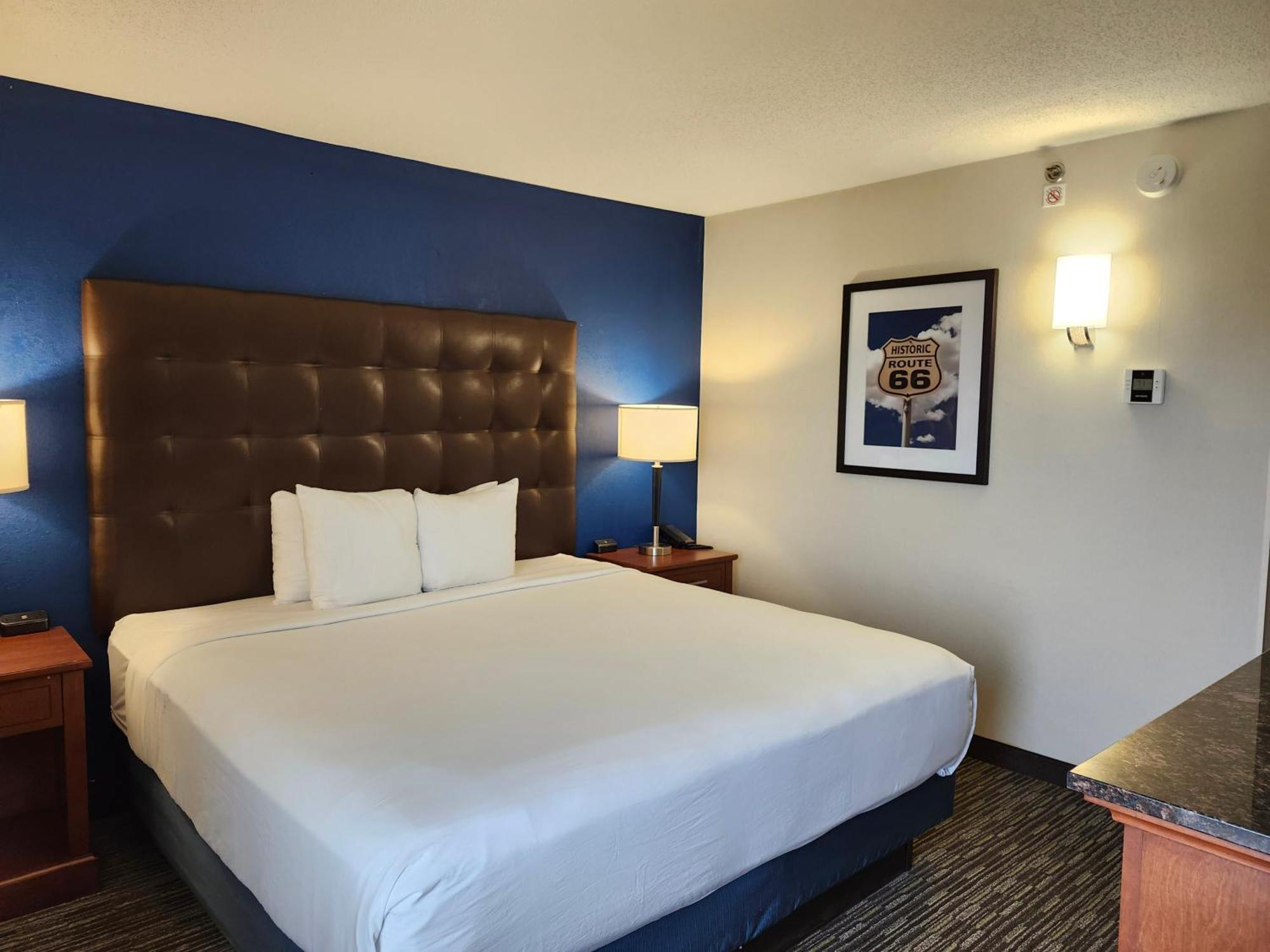 Heritage Inn & Suites St Louis Fenton, Trademark By Wyndham エクステリア 写真